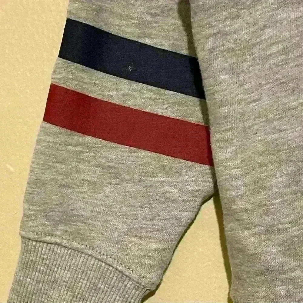 H&M Kids hooded top light gray Brkln Size 2-4y - Picture 3 of 10